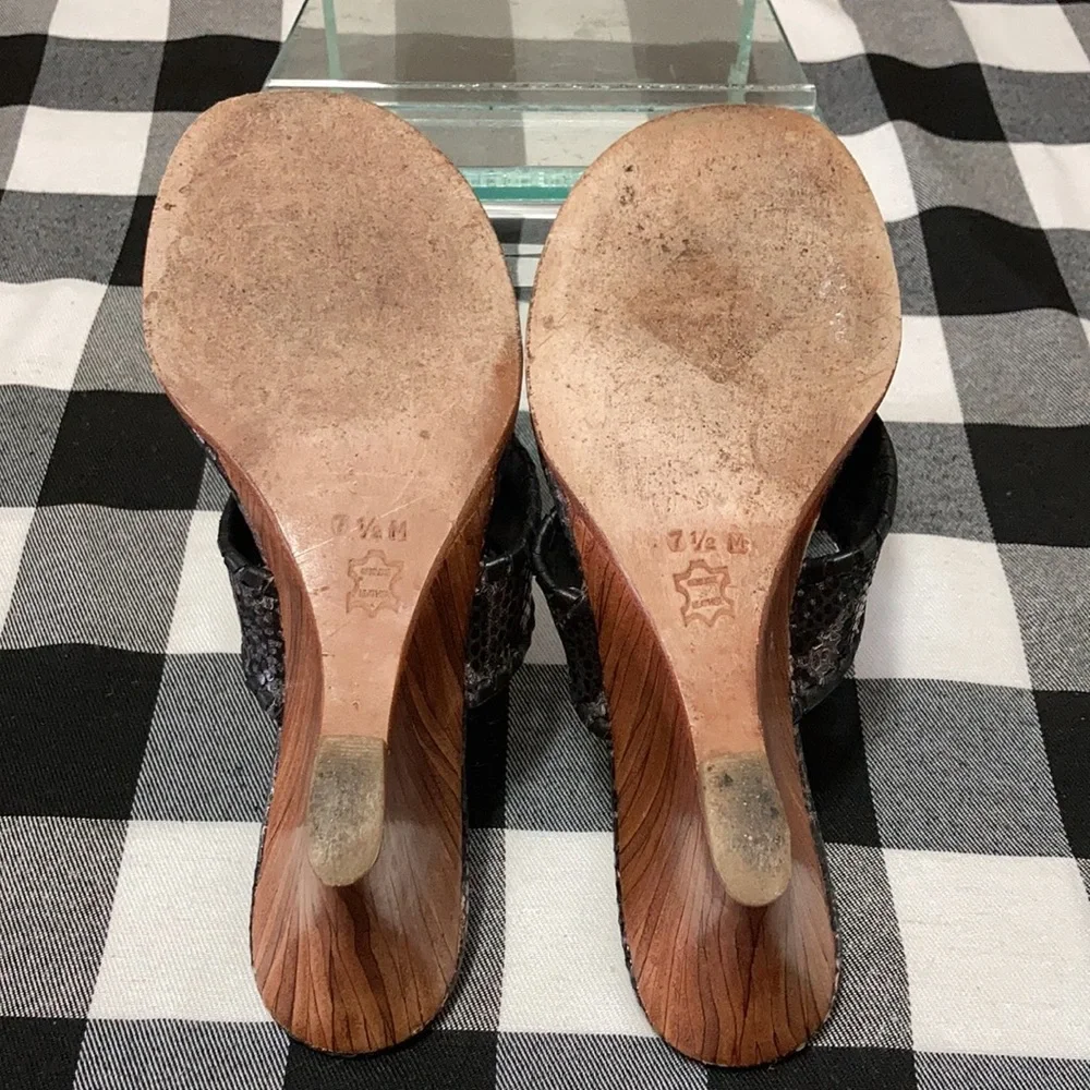 Jack Rodgers USA Leather Wedge Thong Sandal Shoes Sequin Reptile Gray Black 7.5